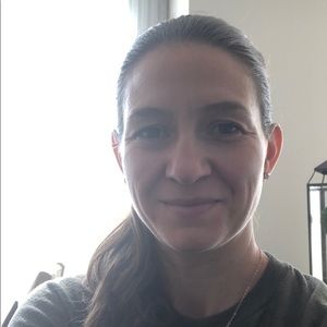 Meet your Posher, Caroline